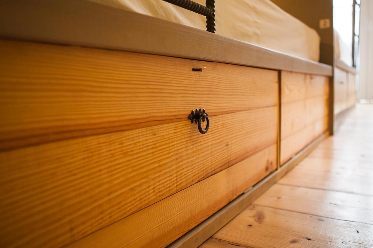 Bed 4-Bed Mixed Dormitory Room