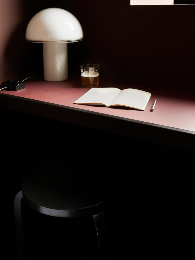 Downtown Cozy,941182027:JPEG