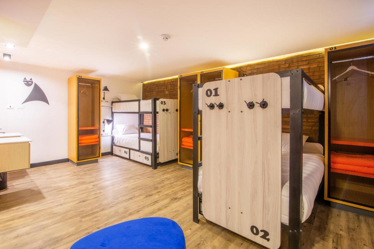 Single Bed 4-Bed Dormitory Room