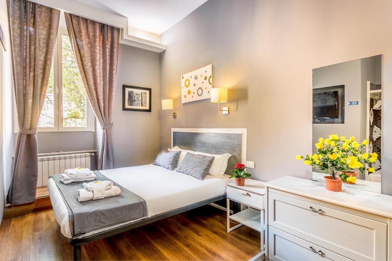 Triple Room with Garden View
