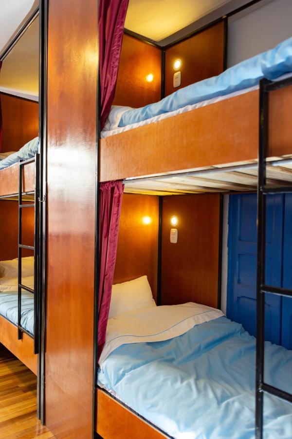 Bed in 8-Bed Mixed Dormitory Room