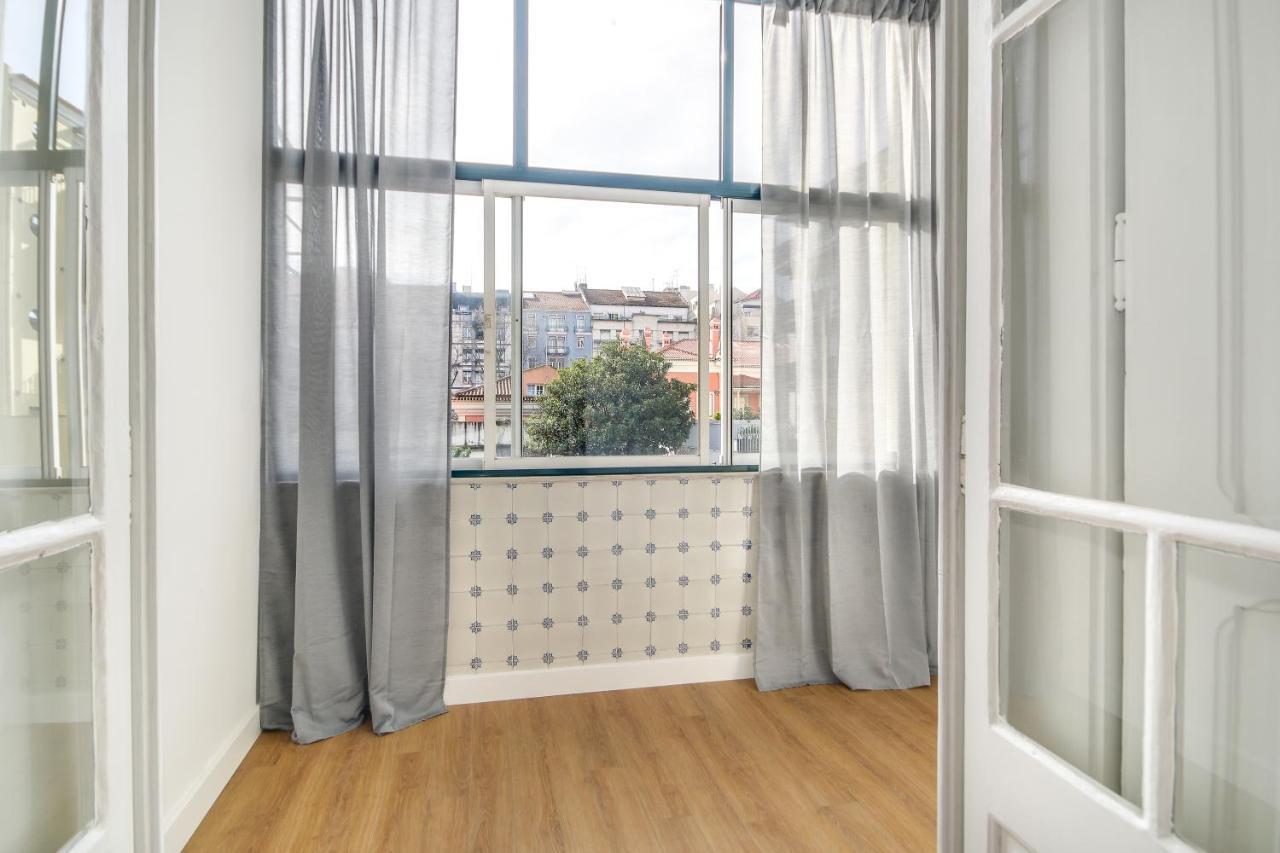 Superior Double or Twin Room with Pool View