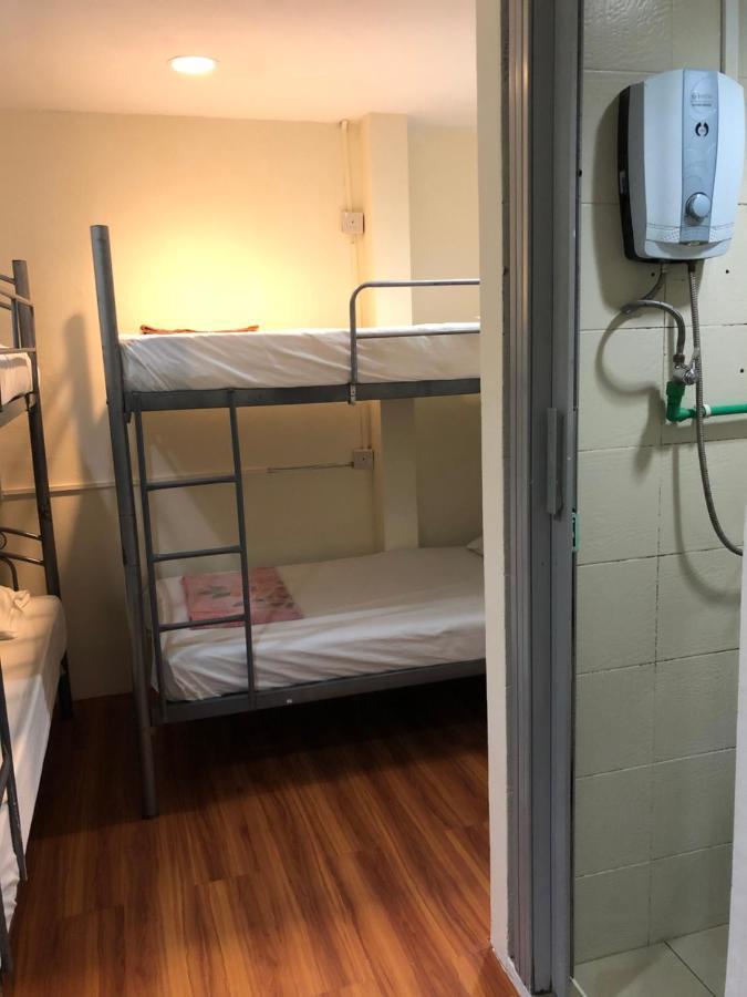 Bed in 8-Bed Mixed Dormitory Room