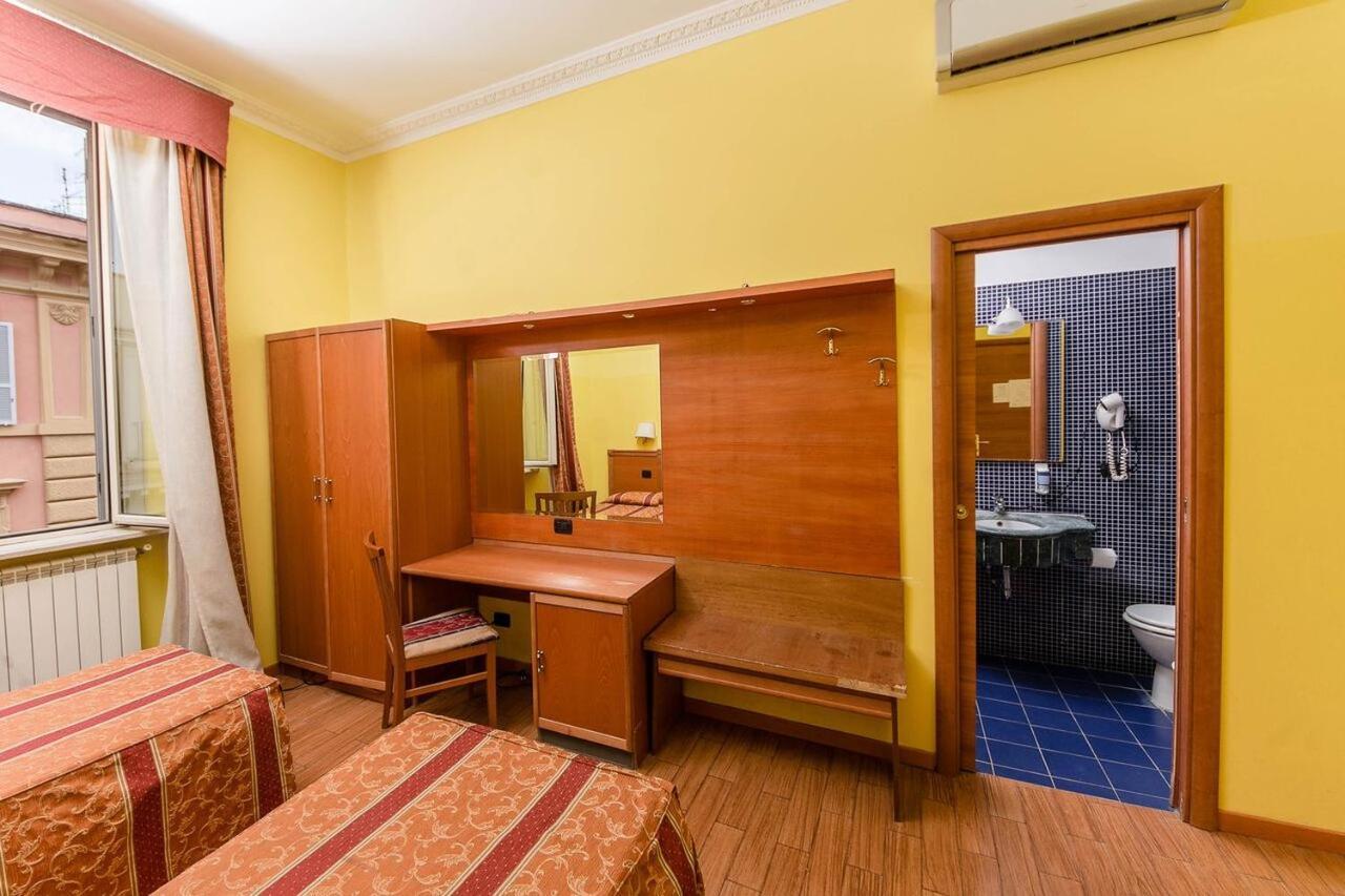 Bed in 4-Bed Mixed Dormitory Room