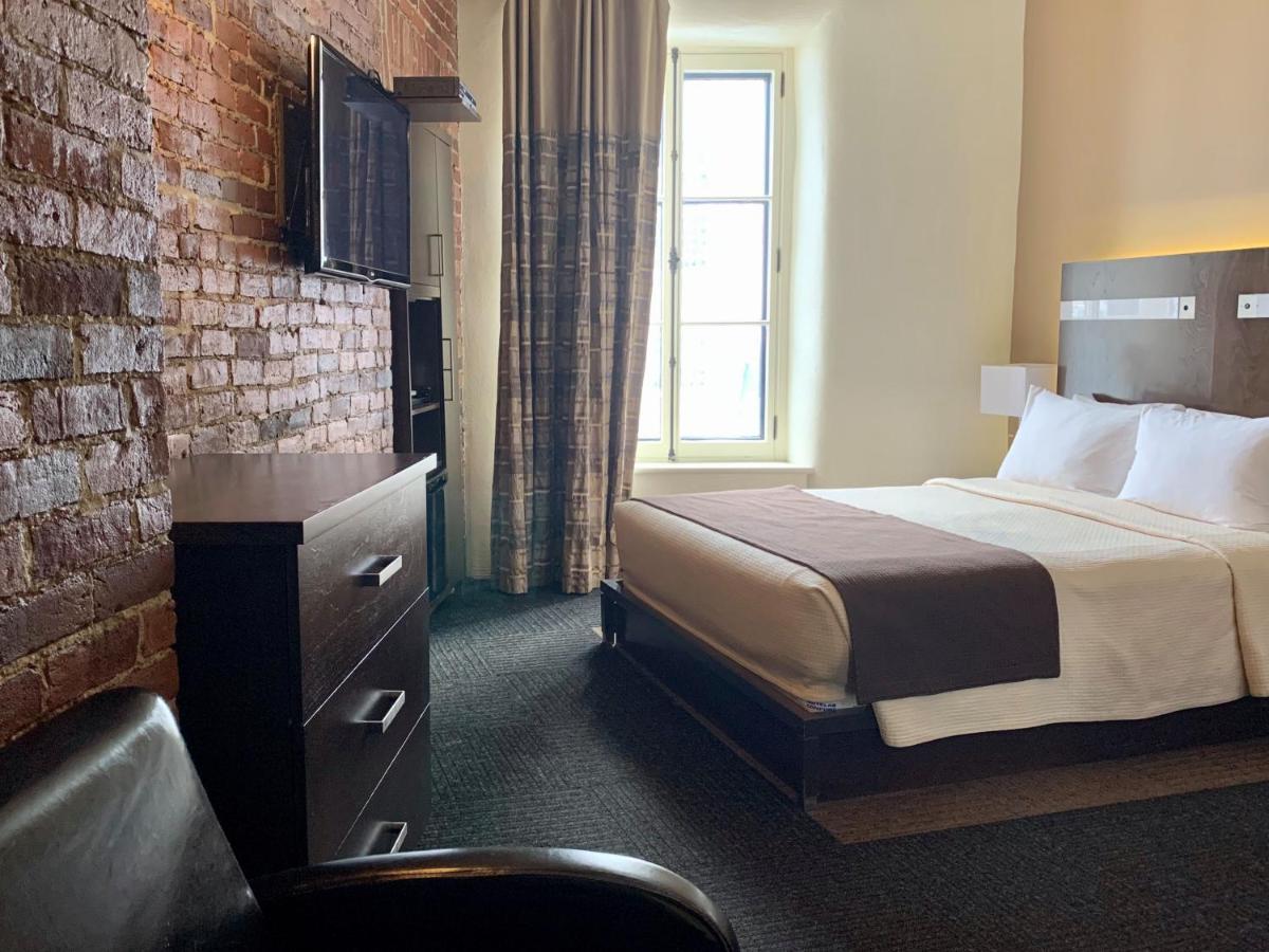 Superior Queen Room,706837612:JPEG
