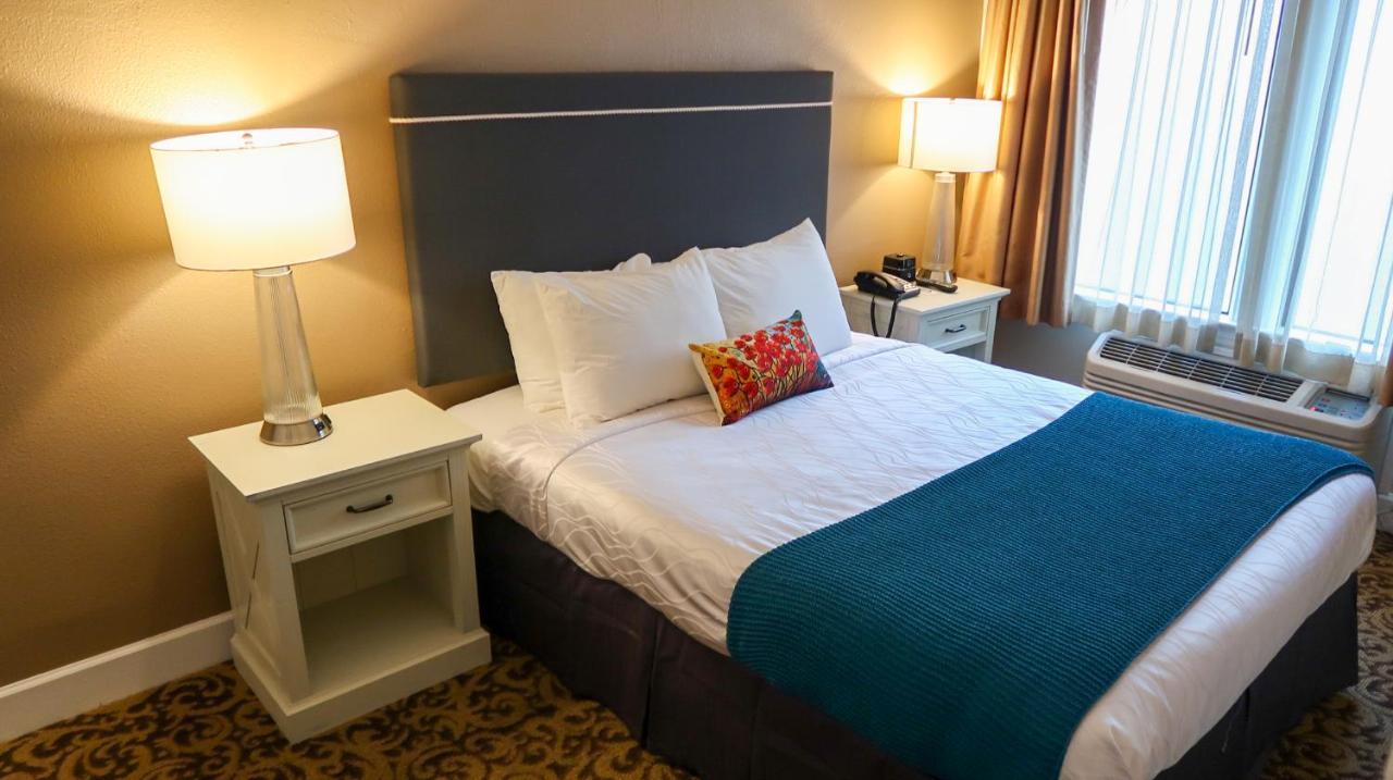 Two-Bedroom Suite