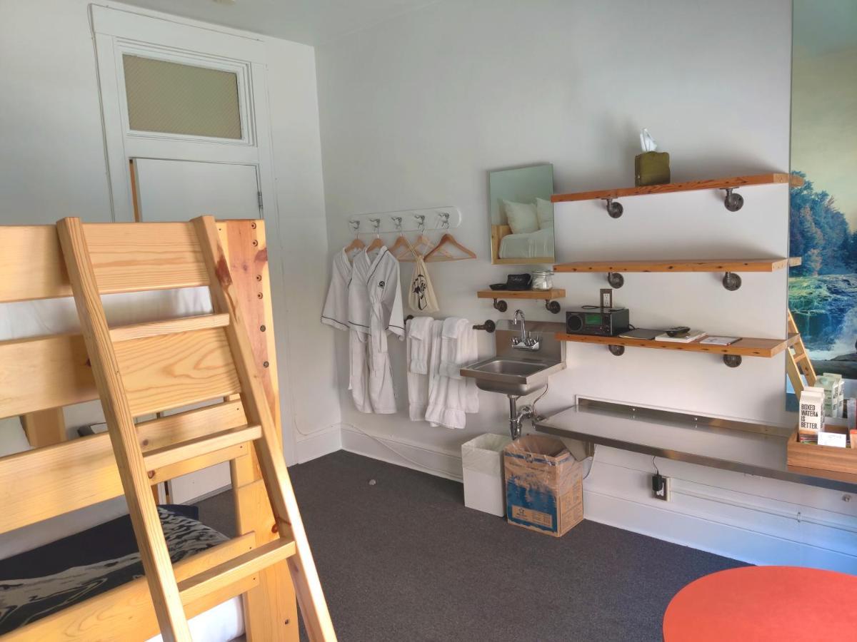 Bunk Room Full Beds,993121642:JPEG
