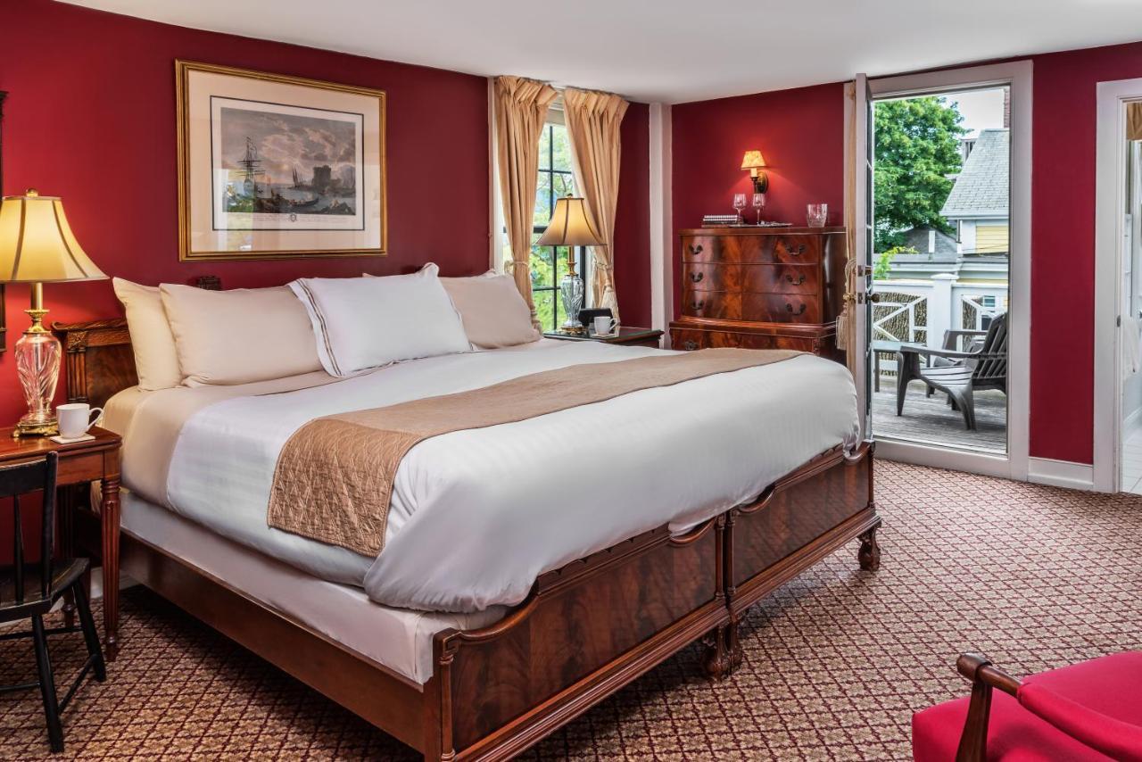 King Room with Balcony