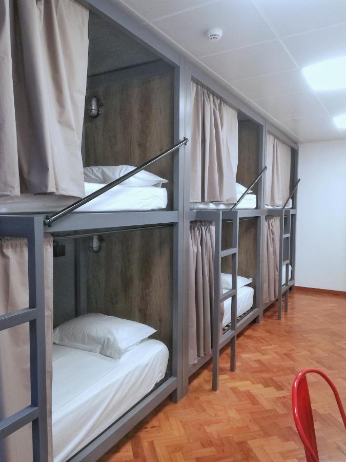 Bed 6-Bed Mixed Dormitory Room