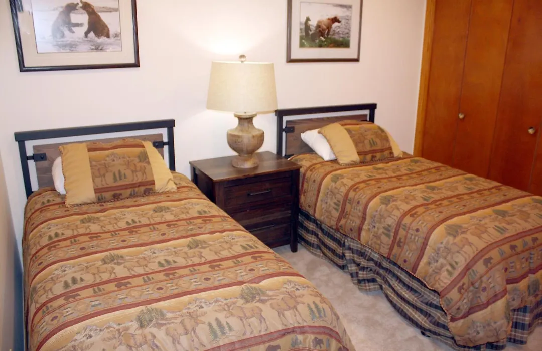 Woods Manor #302-A - Close To Main Street - Access To Indoor Hot Tub And Shuttle-1