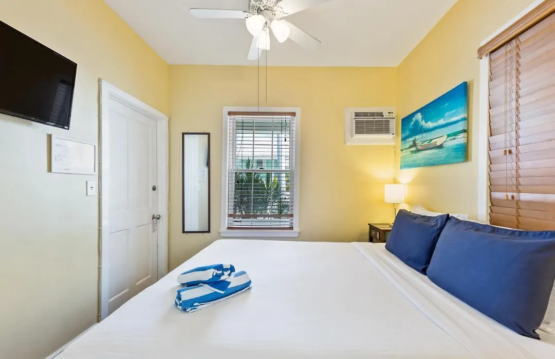 Wicker Guesthouse-1
