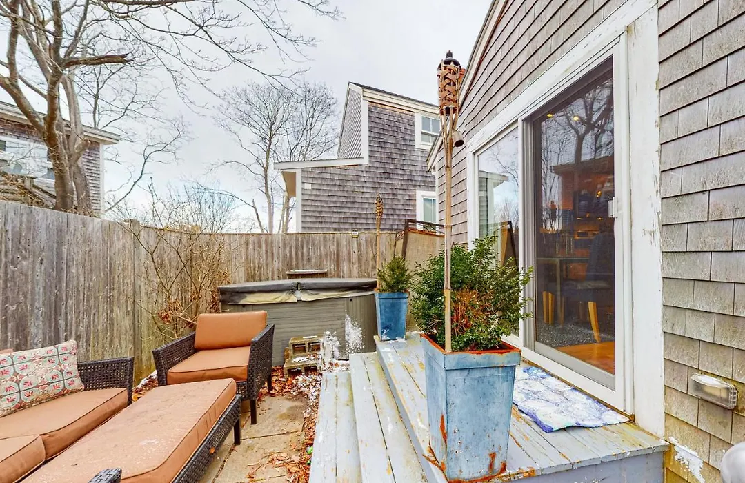 The Hot Tub House-1