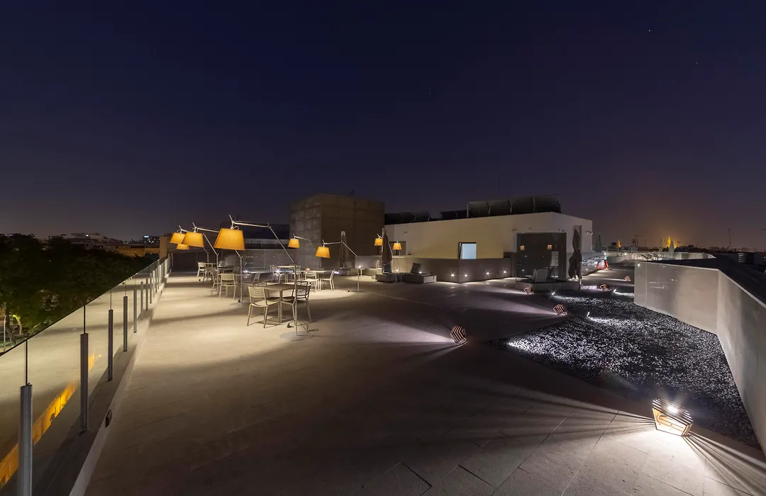 Hotel Macia Sevilla Kubb-1
