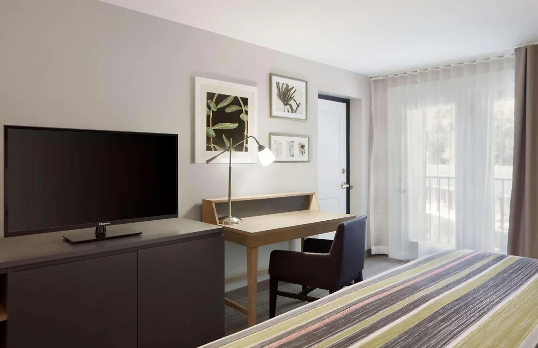 Country Inn & Suites Downtown Convention Center By Radisson, Gatlinburg, Tn-1