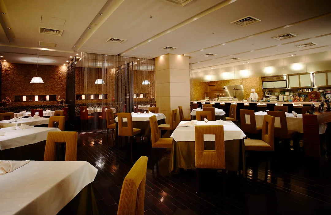 Royal Park Hotel-1