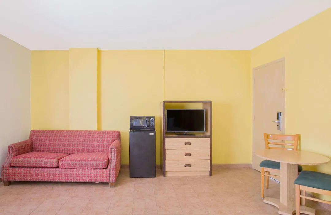 Travelodge By Wyndham San Francisco Central-1