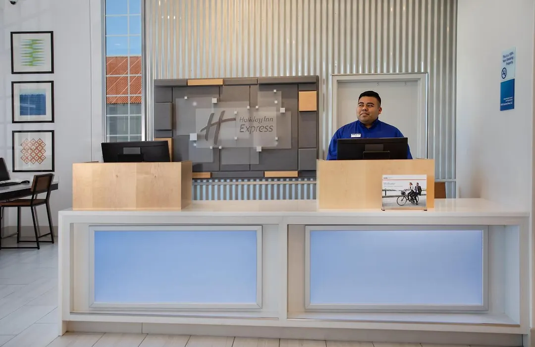 Holiday Inn Express Monterey - Cannery Row By Ihg-1