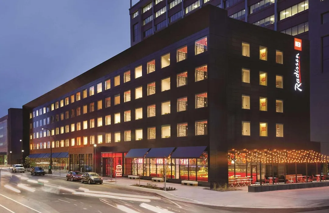 Radisson Red Minneapolis Downtown-1