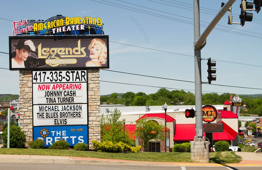 Red Lion Inn & Suites Branson-1