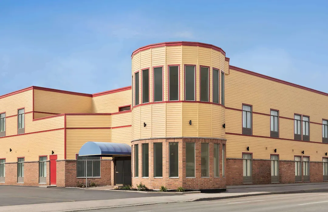 Days Inn By Wyndham Hamilton - Downtown-1