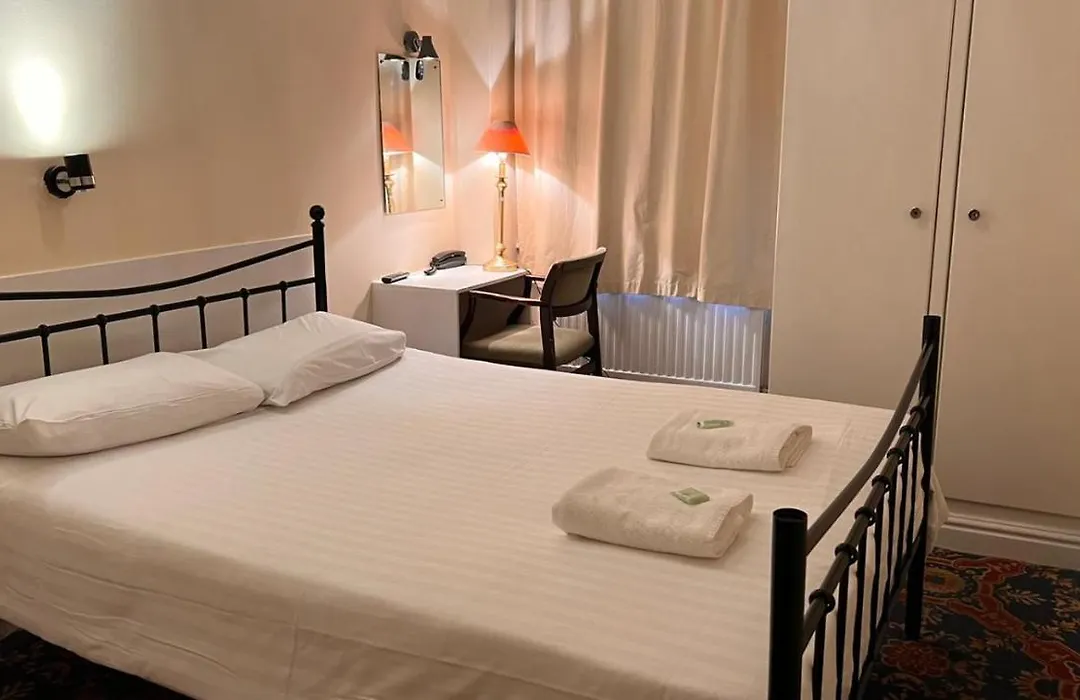 Gresham Hotel Bloomsbury-1