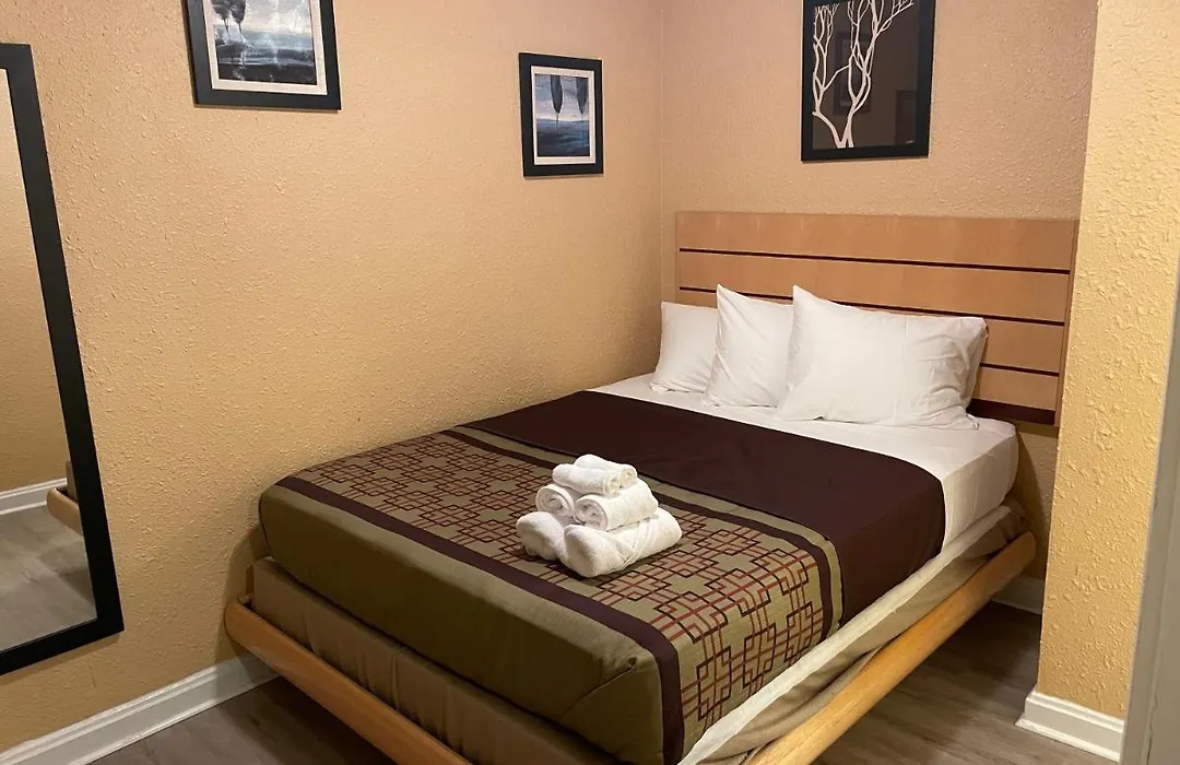 Sunburst Hotel-1
