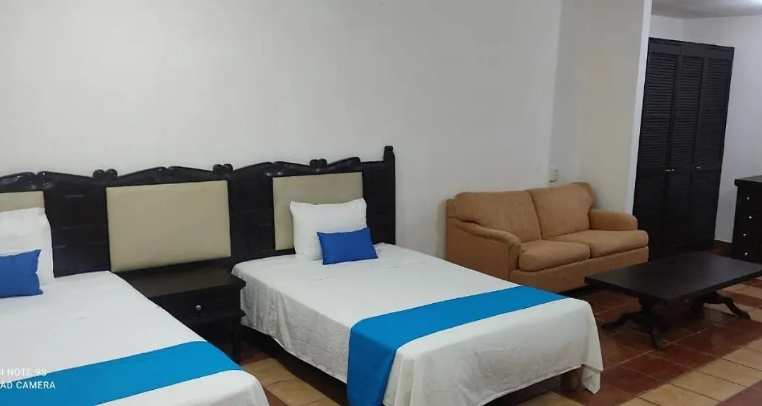 Hotel Blue-1