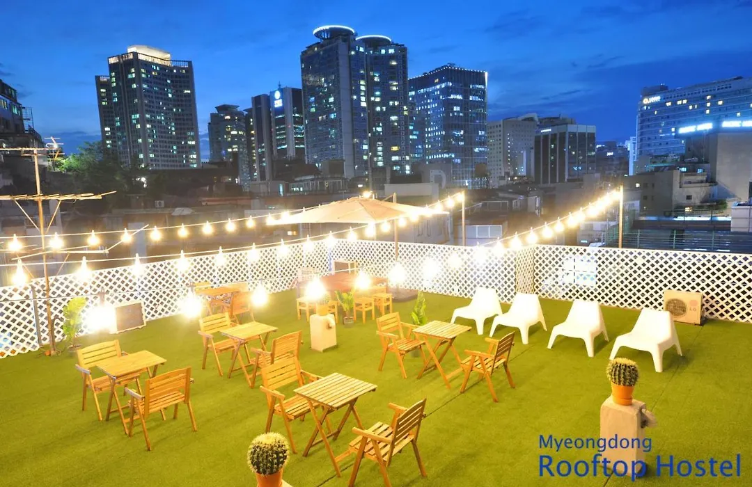 Oyo Rooftop Hostel-1
