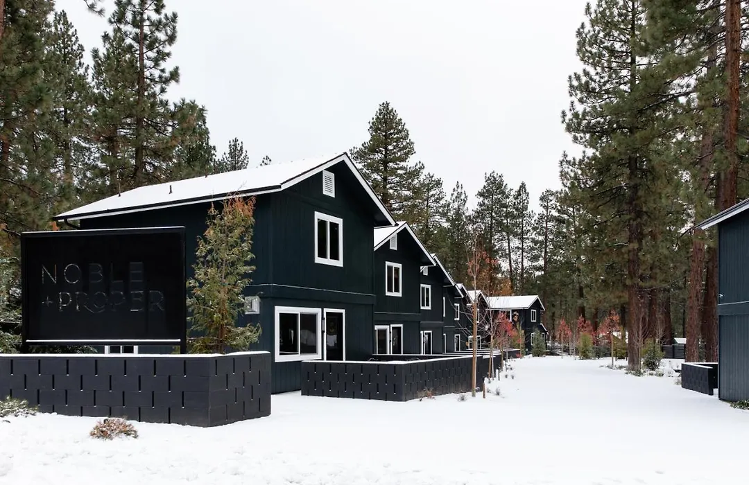 Np Boutique Lodge-1