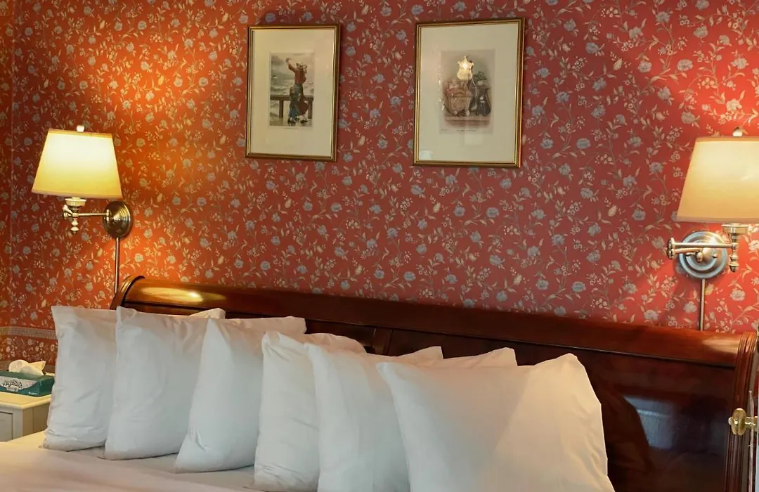Central House Inn-1