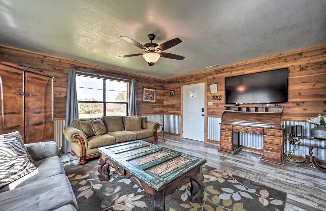 The Barn Texas Wine Country Vacation Rental-1