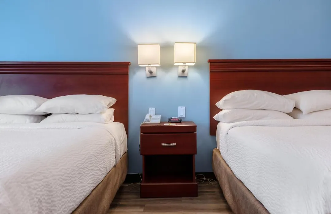 Premier Inn & Suites - Downtown Hamilton-1