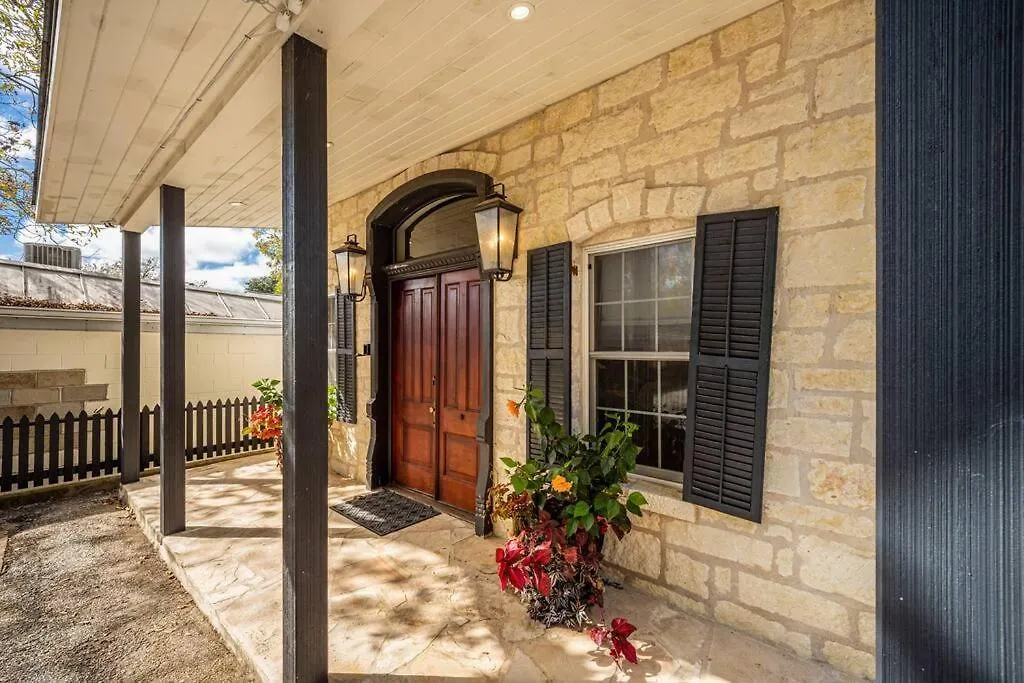 Historic Luxury 5Br Estate In Downtown Fredericksburg W Sunday House, Outdoor Fire Pit The Lincoln Street Inn By Boutiq-1