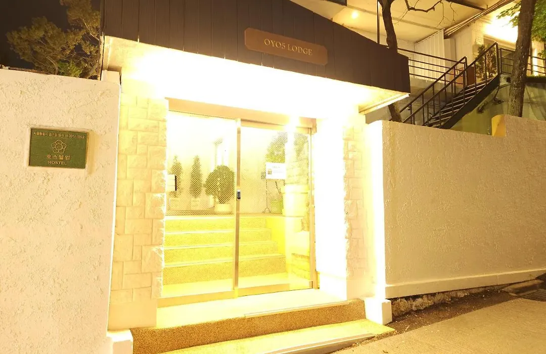 Oyo Myeongdong 5 Lodge-1