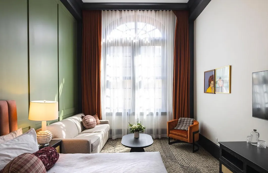 Hotel Thaxter-1