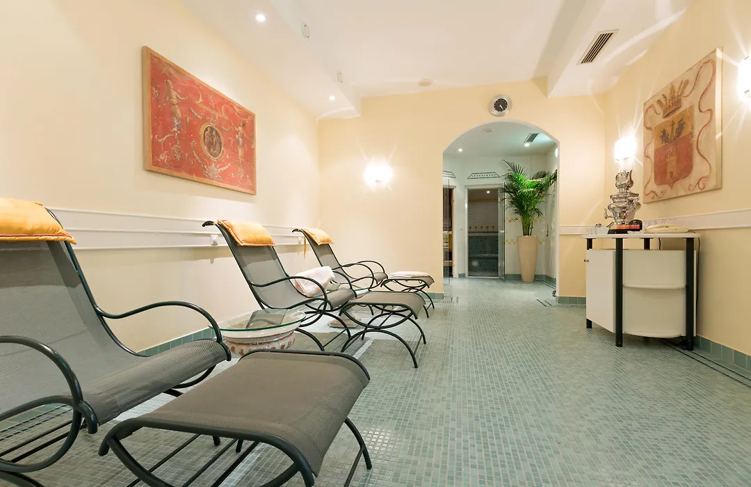 Hotel Kaiserhof Wien-1