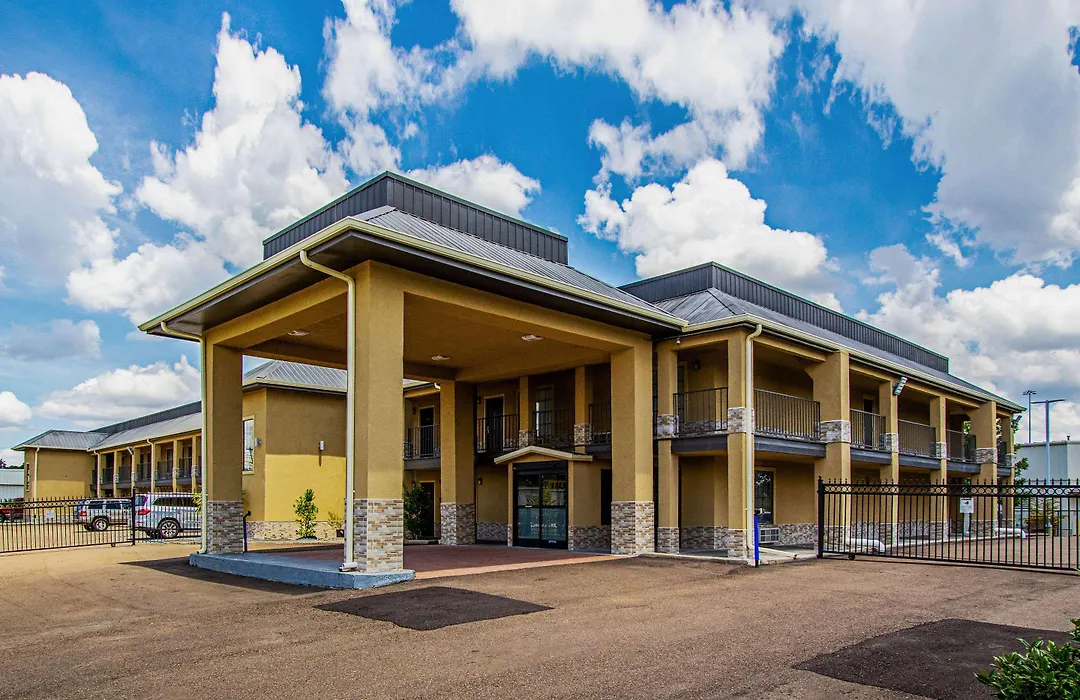 Super 8 By Wyndham Jackson Ms Near The Fairgrounds-1