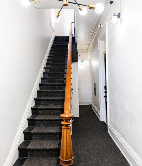 Suite Near Downtown Louisville, Ky - Suite IX-1