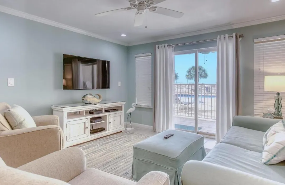 Poolside Villas 106 - Updated Beachfront Condo On Holiday Isle In Destin-1