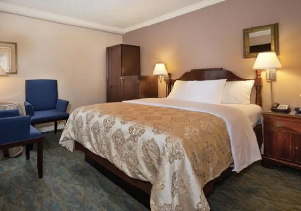 Inn At The Opera-1