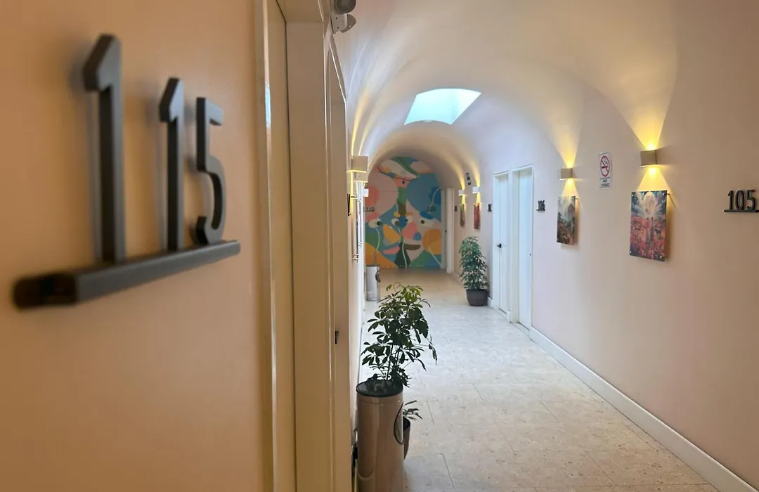 Intj Hotel-1