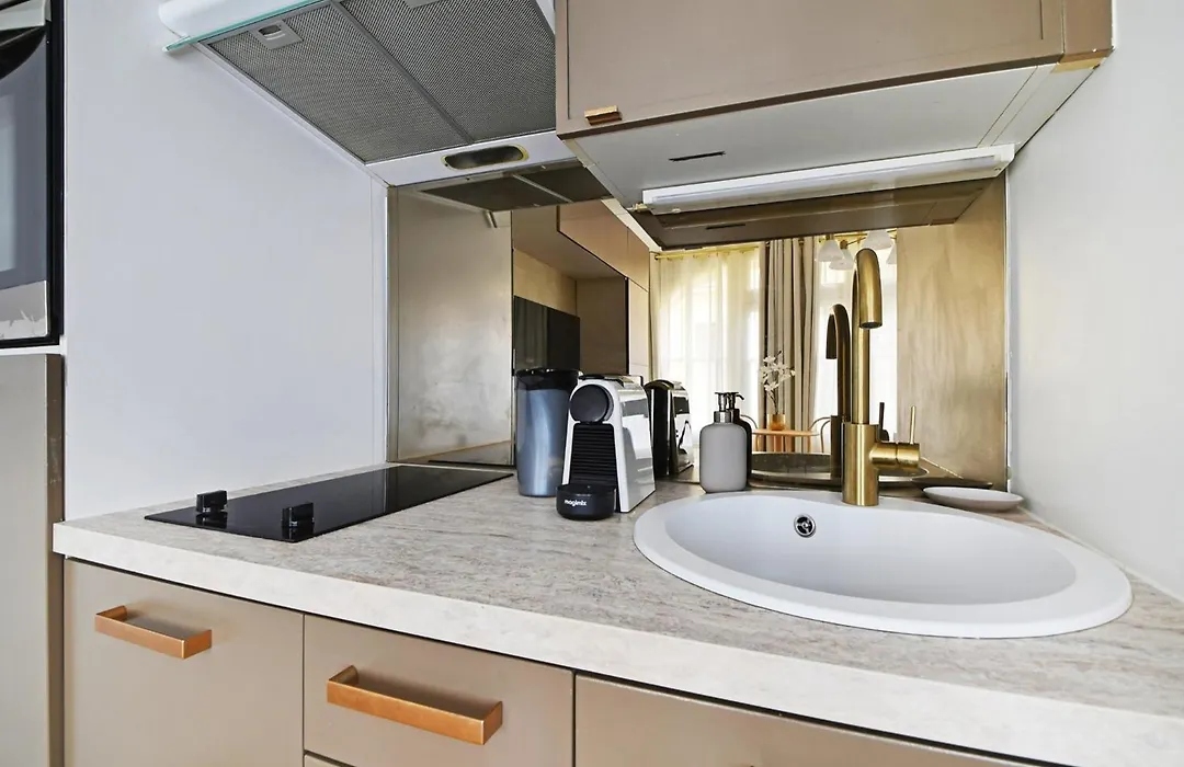Studio Place Des Vosges - Le Marais-1