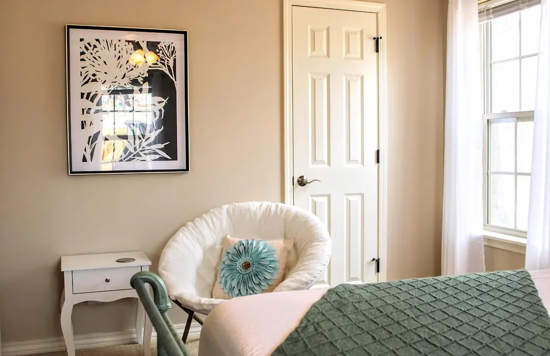 Cozy Corner Cottage-1