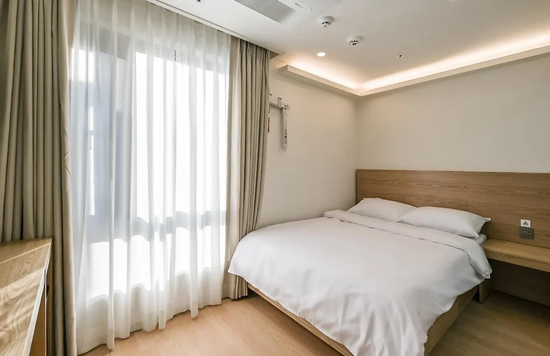 Seoul N Hostel 동대문東大門-1