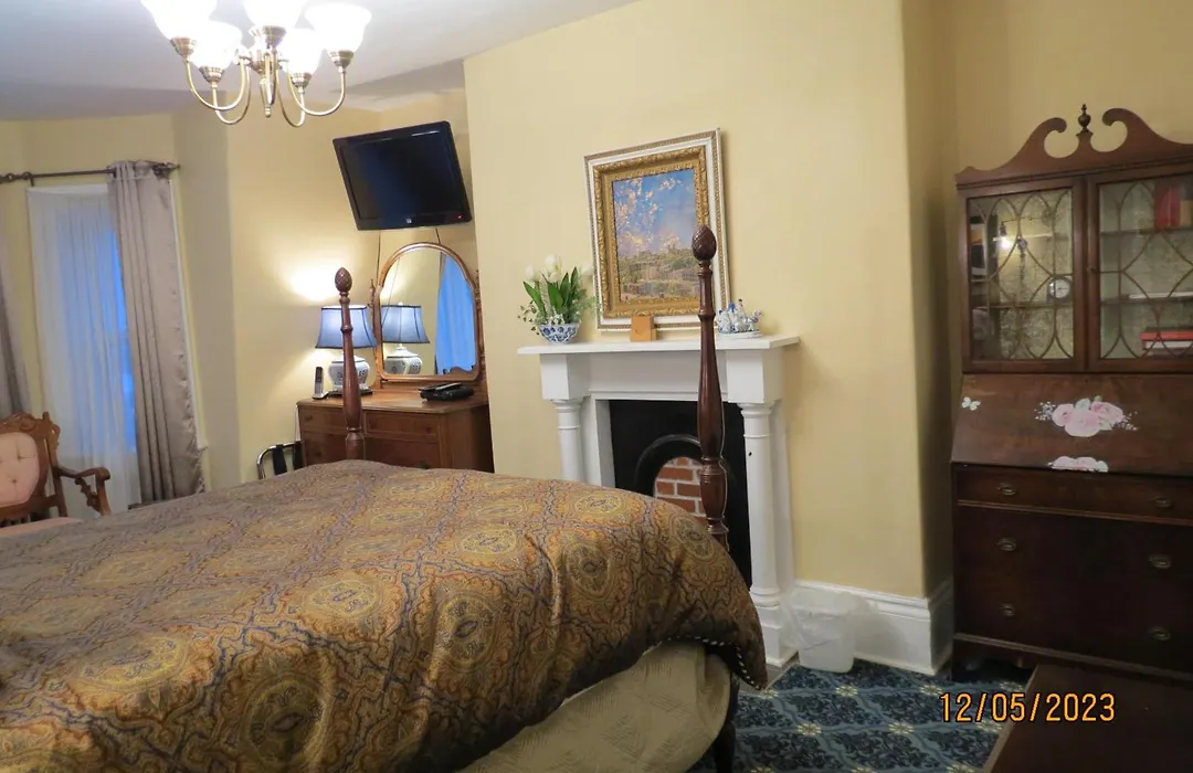 The Roses Heritage Inn-1