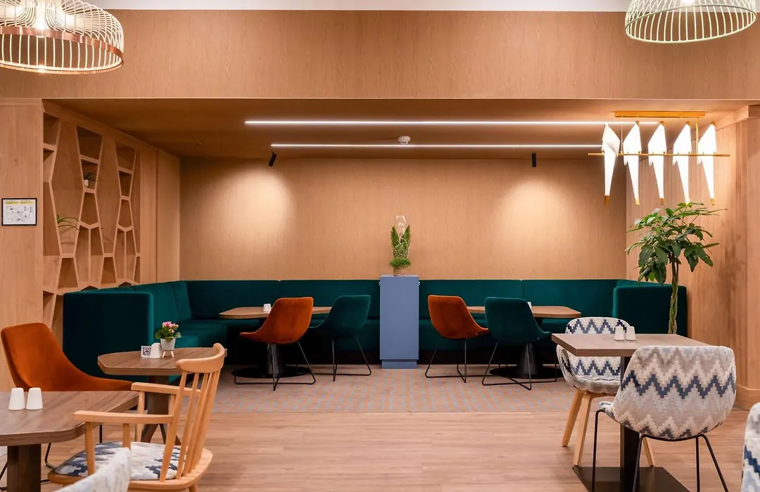 Hampton By Hilton Budapest City Centre-1