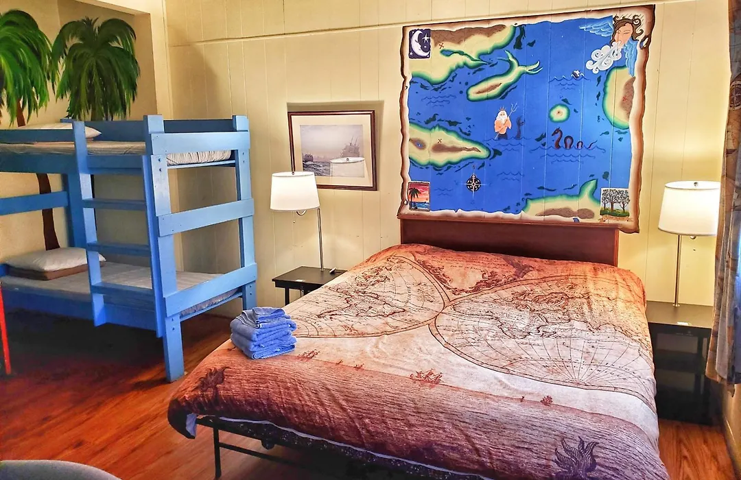 The Pirate Haus Inn-1