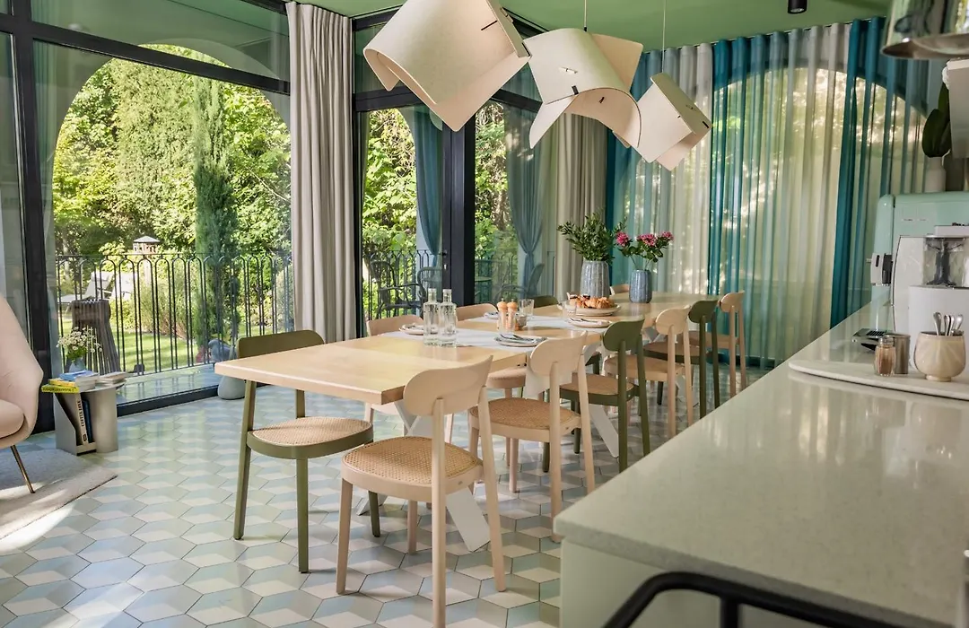 Bagatelle Gardenhouse-1