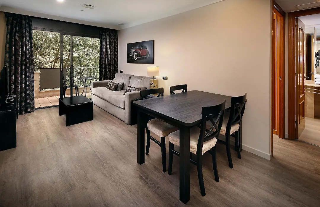 Apartaments-Hotel Hispanos 7 Suiza-1