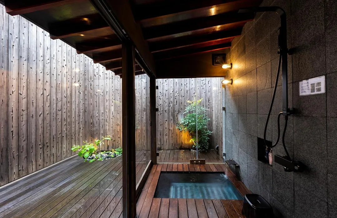 Rinn Premium Nijo Castle North-1